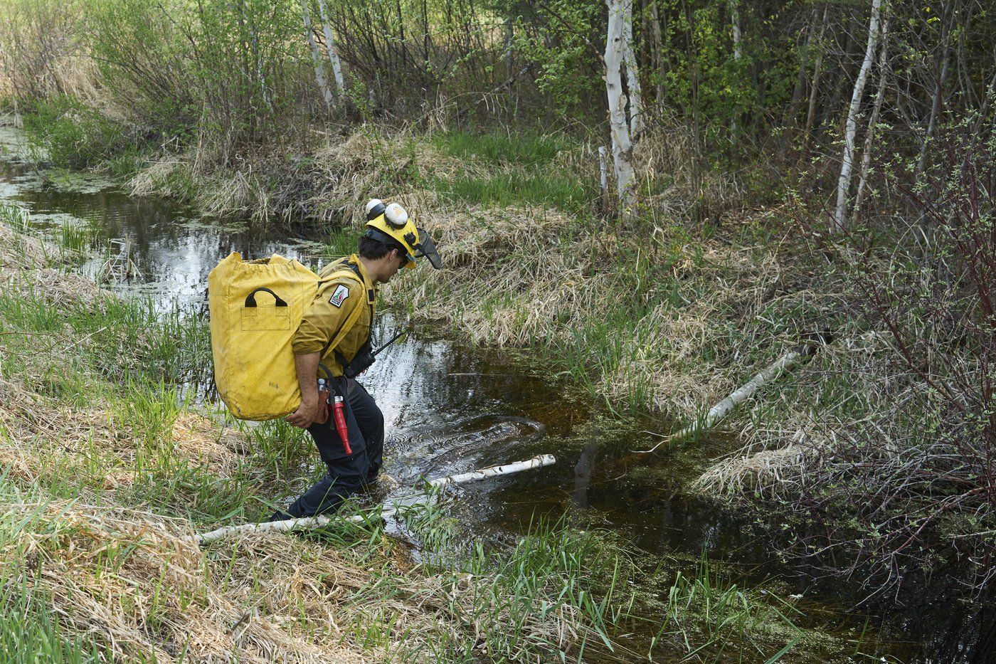 Manitoba Wildfires: Crews Fight Deadly, Spreading Blazes