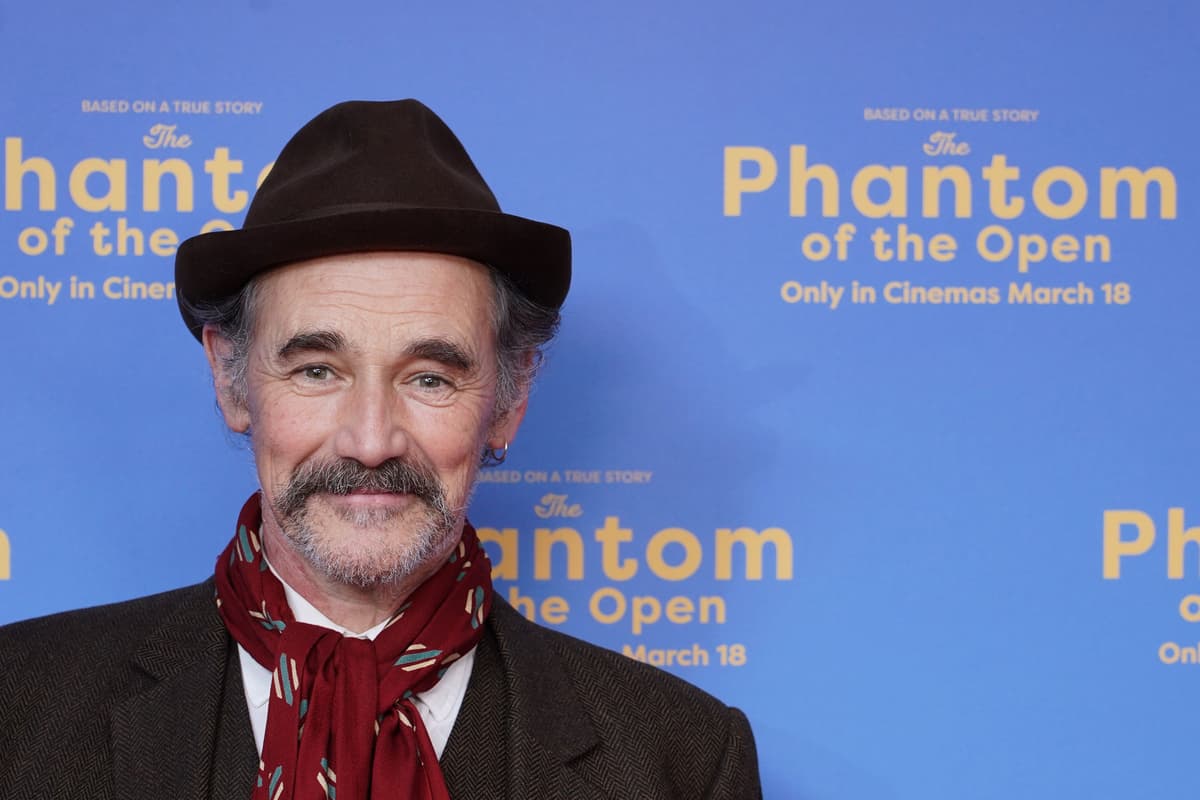 Mark Rylance Leads Opposition To London Park's Festival Transformation Mark Rylance Leads Opposition To London Park's Festival Transformation