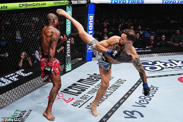 Mauricio Ruffy Prepares For UFC 313 With Devastating Spinning Kick Mauricio Ruffy Prepares For UFC 313 With Devastating Spinning Kick