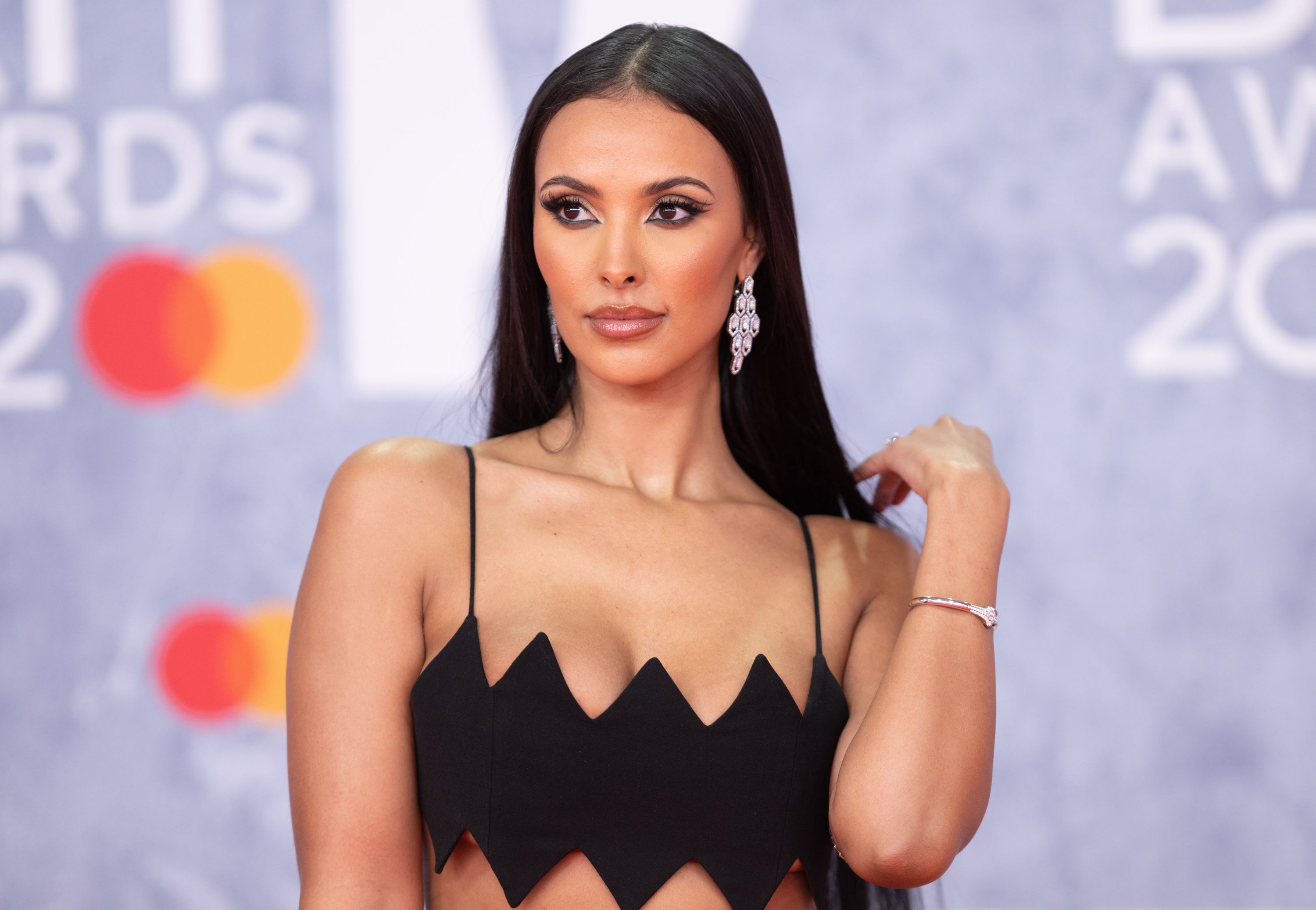 Maya Jama's Stunning Gold Cutout Dress: A Grecian-Inspired Look Maya Jama's Stunning Gold Cutout Dress: A Grecian-Inspired Look
