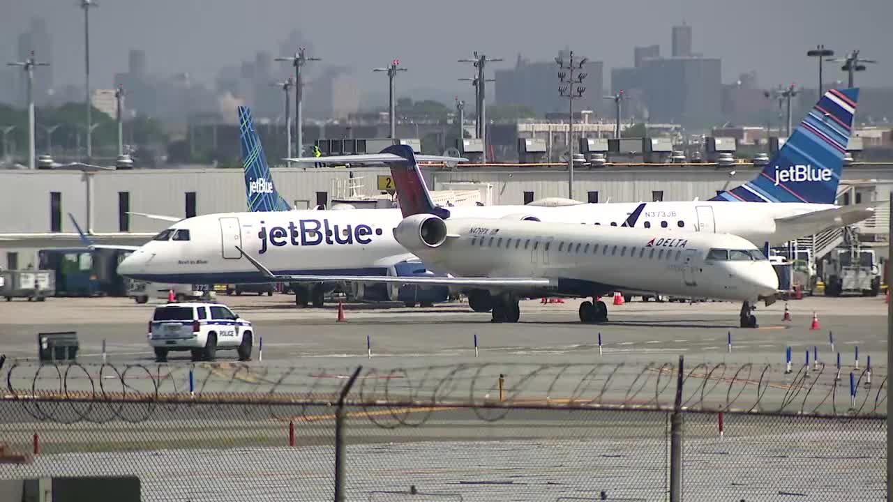 Memorial Day 2025 Flights: Minimize Travel Hassles Memorial Day 2025 Flights: Minimize Travel Hassles