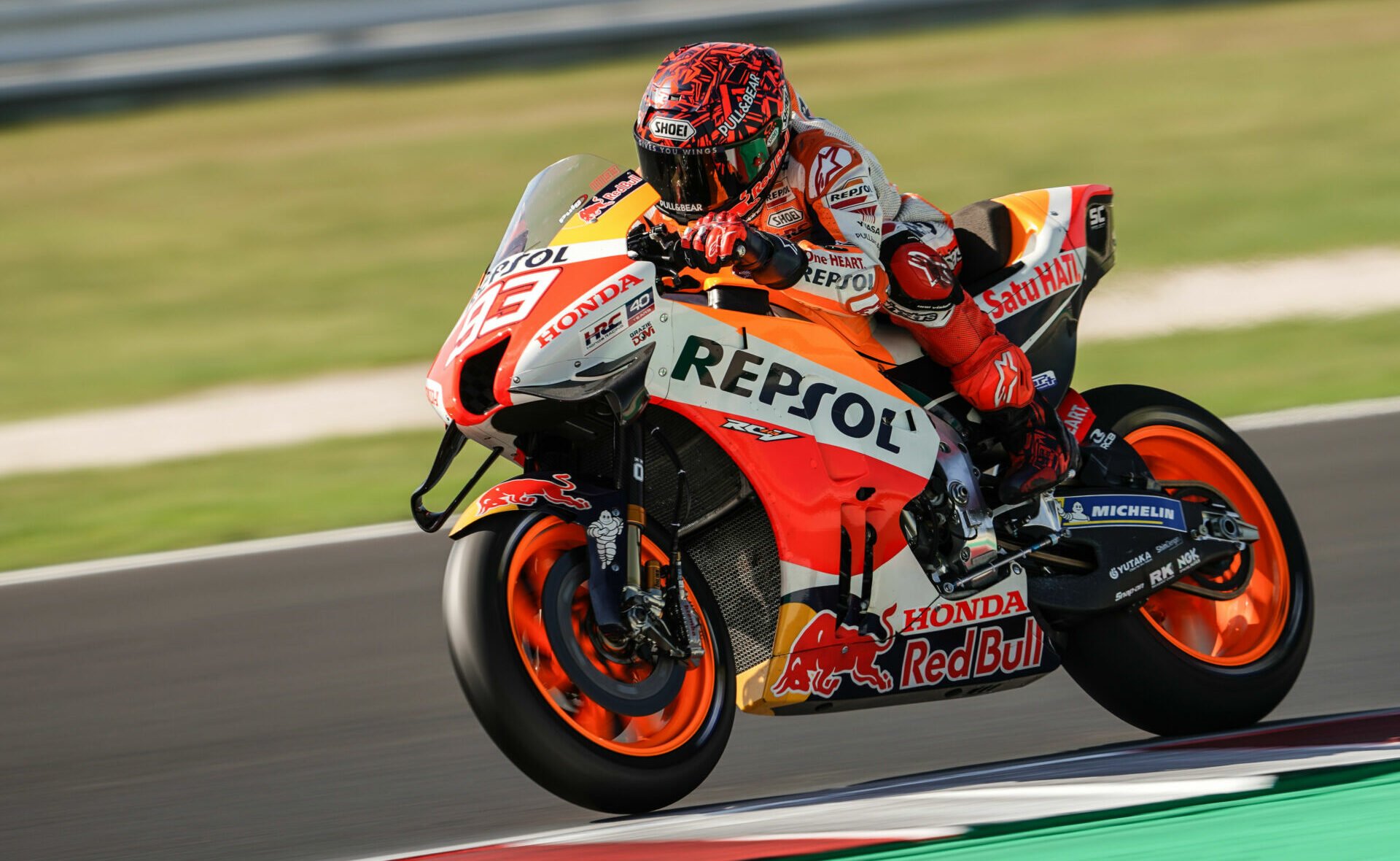 MotoGP Inggris FP1: Marc Marquez Raih Posisi Tercepat, Insiden Motor Mogok