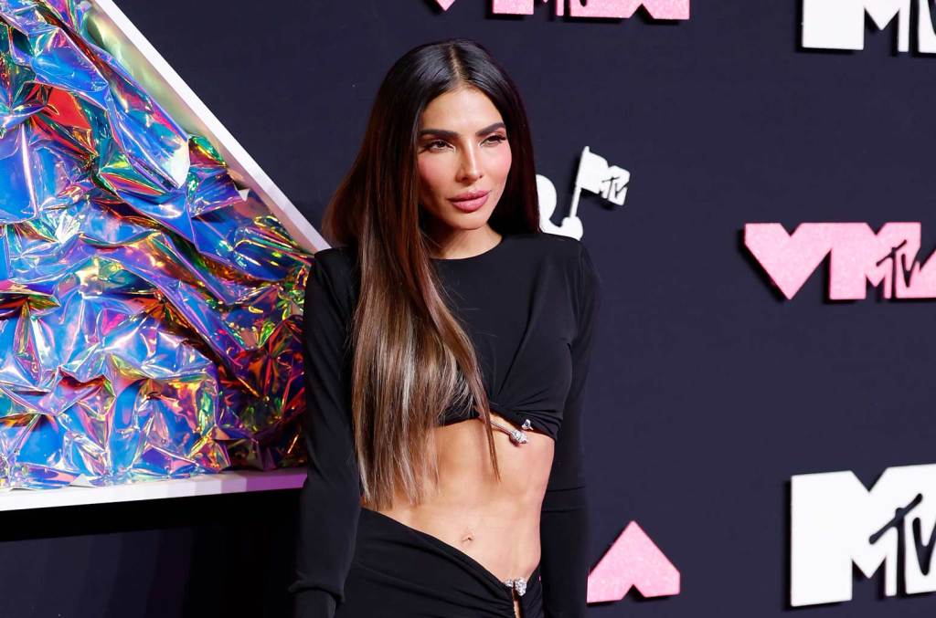 MTV Vs. CBS: Analyzing The Impact Of The VMA Simulcast MTV Vs. CBS: Analyzing The Impact Of The VMA Simulcast