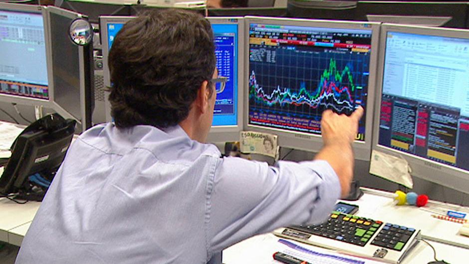 Navigating The Bond Market Crisis: Strategies For Investors Navigating The Bond Market Crisis: Strategies For Investors