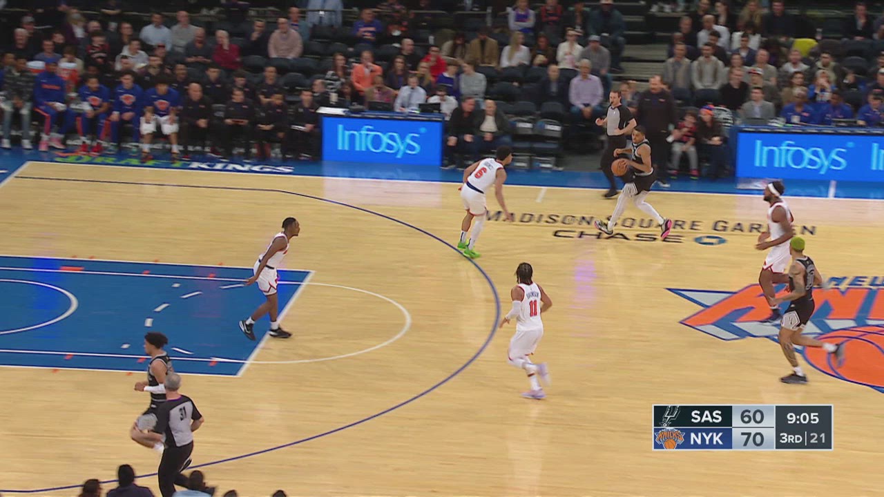 NBA Refs Admit Missed Crucial Foul Call In Knicks' Win Over Pistons NBA Refs Admit Missed Crucial Foul Call In Knicks' Win Over Pistons