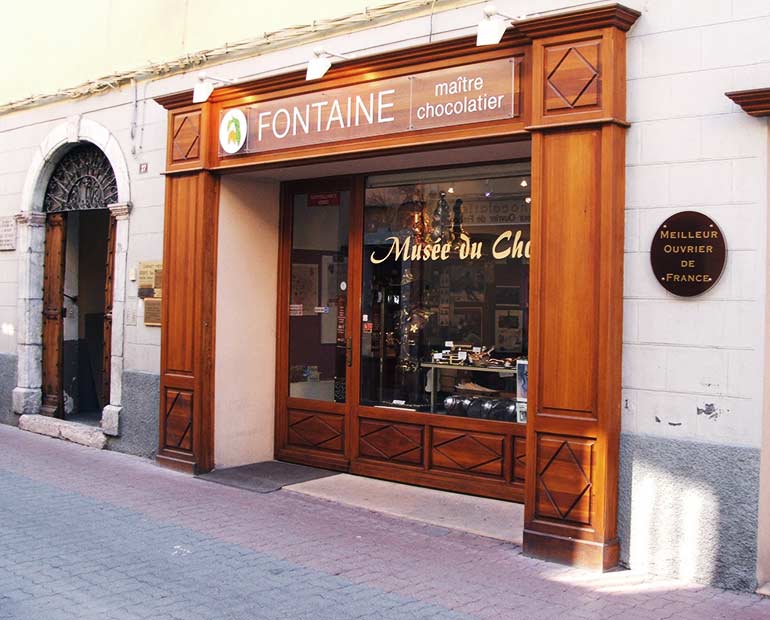 New French Law: Phone Seizures For Drug-Related Offenses New French Law: Phone Seizures For Drug-Related Offenses