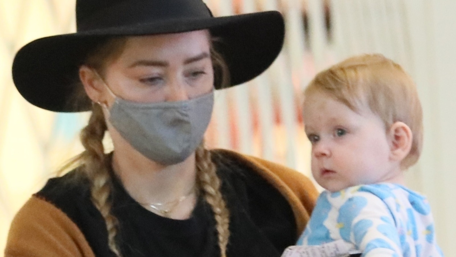 New Twins, Old Dispute: The Amber Heard-Elon Musk Saga Continues New Twins, Old Dispute: The Amber Heard-Elon Musk Saga Continues