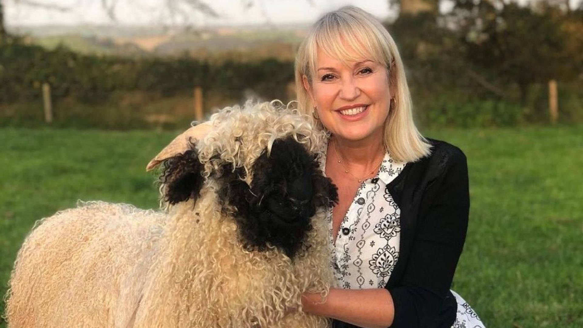 Nicki Chapman Shares Her Beautiful Chiswick Garden On Escape To The Country Nicki Chapman Shares Her Beautiful Chiswick Garden On Escape To The Country