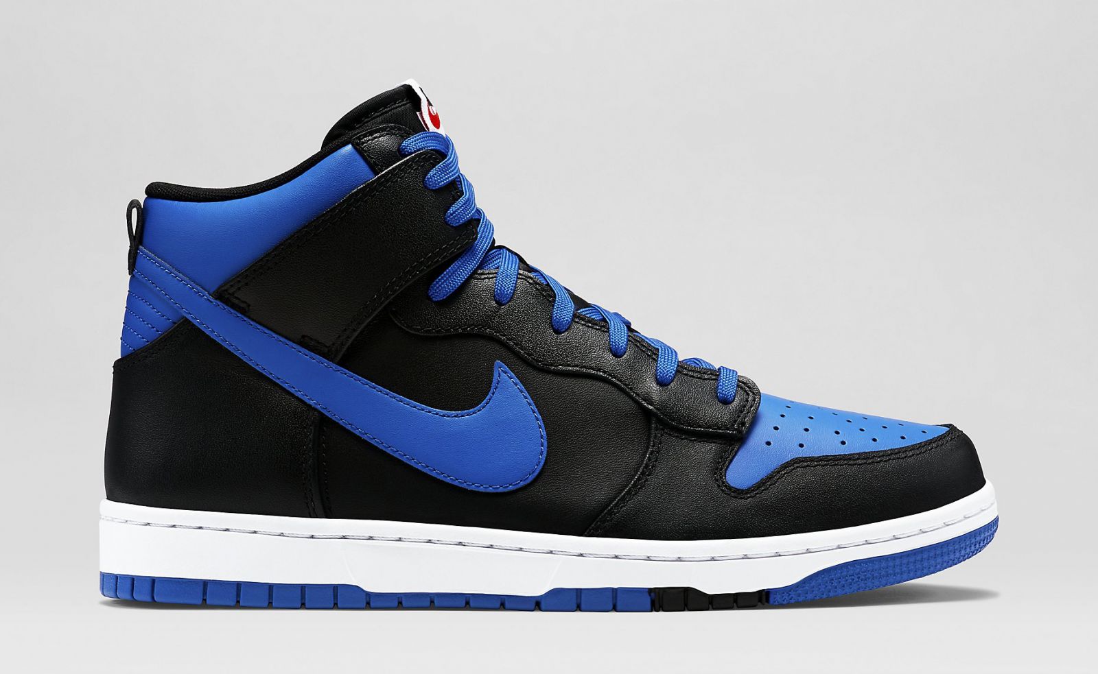 Nike Air, Dunks, Jordans Sale: Foot Locker's Best Sneaker Deals Nike Air, Dunks, Jordans Sale: Foot Locker's Best Sneaker Deals