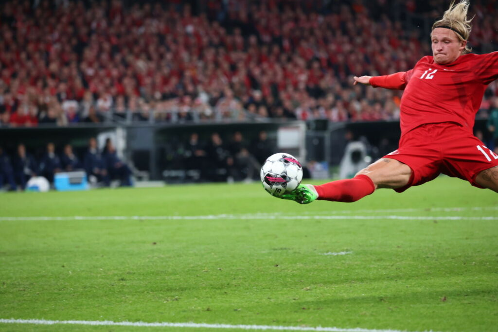 Officielt: London-klub Forhandler Med Dolberg? Officielt: London-klub Forhandler Med Dolberg?