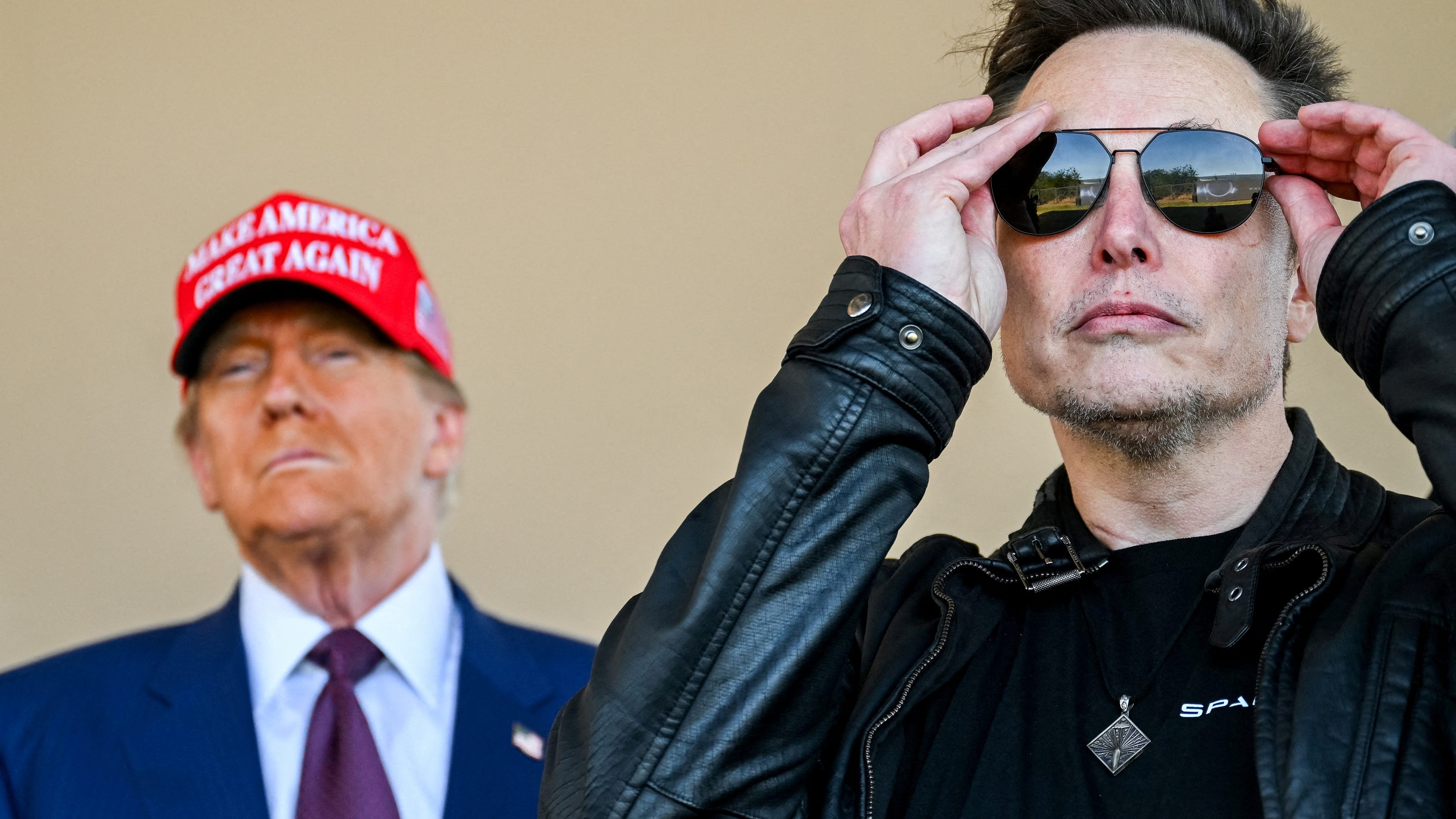 Oval Office Briefing: Trump, Musk To Speak On Friday Oval Office Briefing: Trump, Musk To Speak On Friday