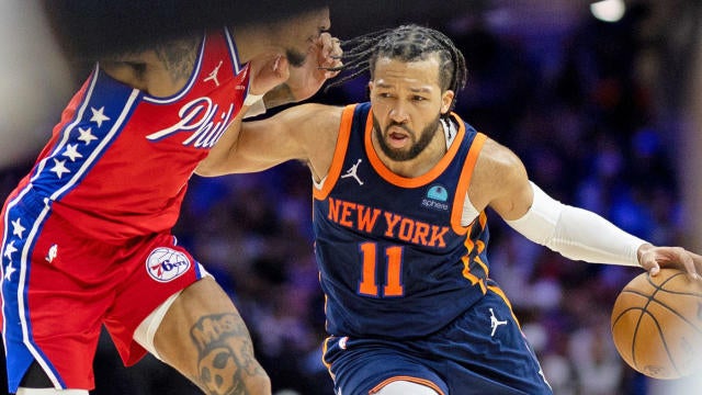 Overtime Ankle Injury Ends Brunson's Night, Knicks Fall To Lakers Overtime Ankle Injury Ends Brunson's Night, Knicks Fall To Lakers