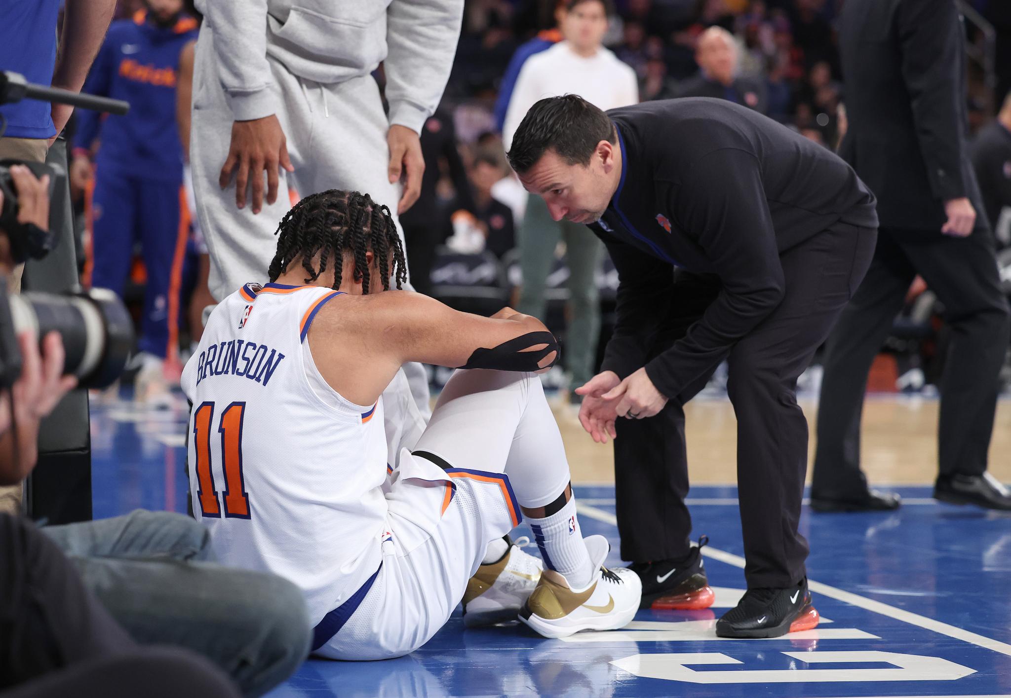 Overtime Injury Sidelines Jalen Brunson In Knicks-Lakers Clash Overtime Injury Sidelines Jalen Brunson In Knicks-Lakers Clash