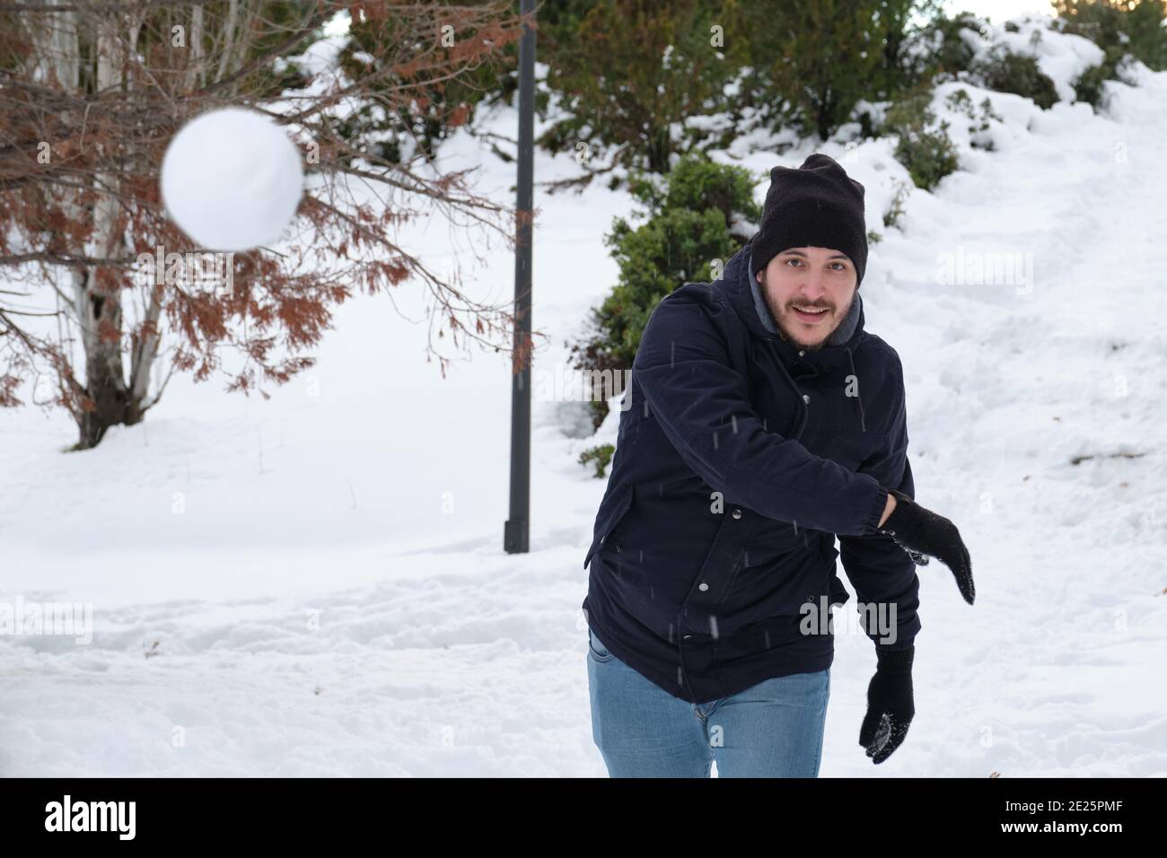 Parisian Snowball Thrower Faces Jail Time Parisian Snowball Thrower Faces Jail Time