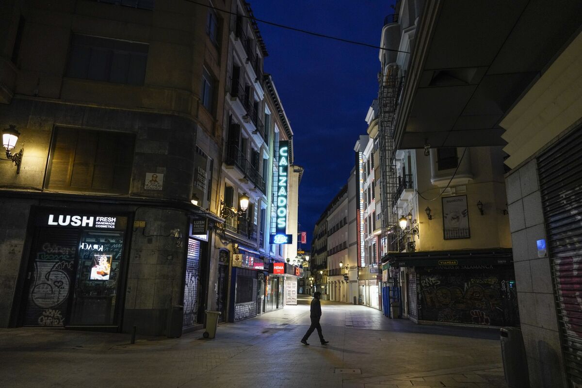 Portugal Relaxes Electricity Import Restrictions From Spain Following Blackout Portugal Relaxes Electricity Import Restrictions From Spain Following Blackout