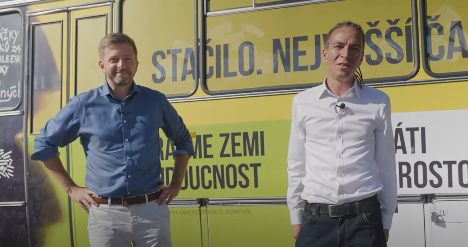 Předvolební Koalice: Piráti A Zelení Míří Do Sněmovny Společně? Předvolební Koalice: Piráti A Zelení Míří Do Sněmovny Společně?