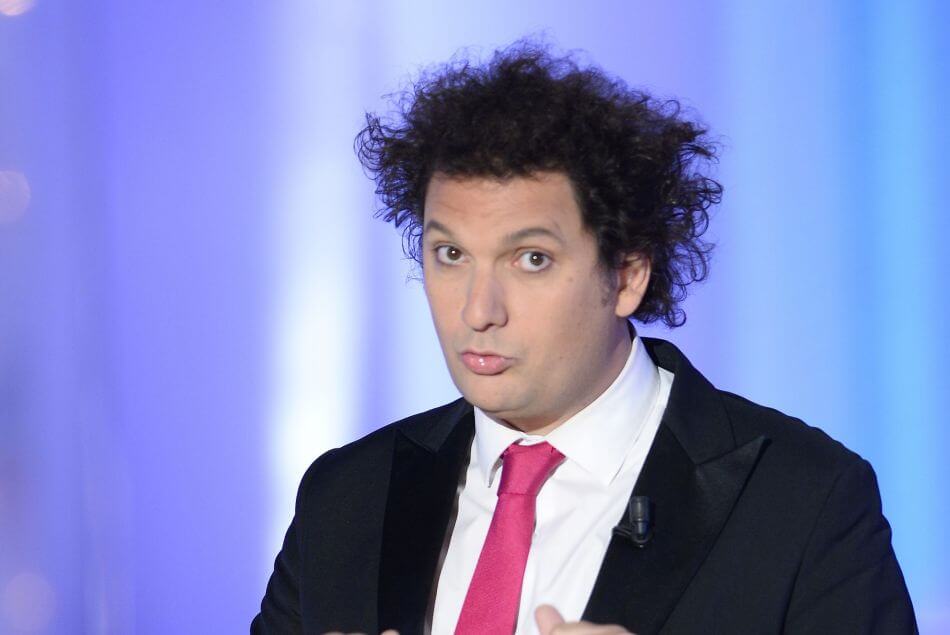 Première Parisienne D'Éric Antoine : Présence Remarquée D'une Ancienne Miss Météo Première Parisienne D'Éric Antoine : Présence Remarquée D'une Ancienne Miss Météo
