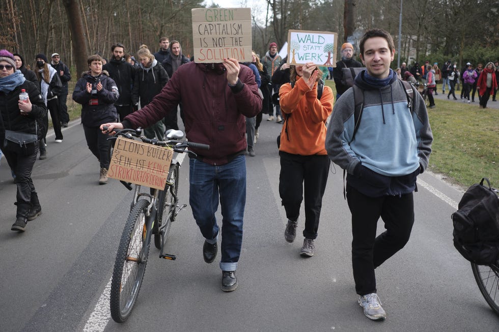 Reakcije Na Prosvjed Protiv Tesle U Berlinu Reakcije Na Prosvjed Protiv Tesle U Berlinu