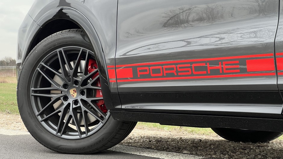 Recenzja Porsche Cayenne GTS Coupe: SUV Marzeń Czy Rozczarowanie? Recenzja Porsche Cayenne GTS Coupe: SUV Marzeń Czy Rozczarowanie?