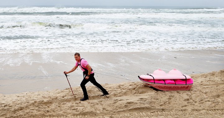 Record-Breaking Run: Man Completes Fastest Australian Foot Crossing Record-Breaking Run: Man Completes Fastest Australian Foot Crossing