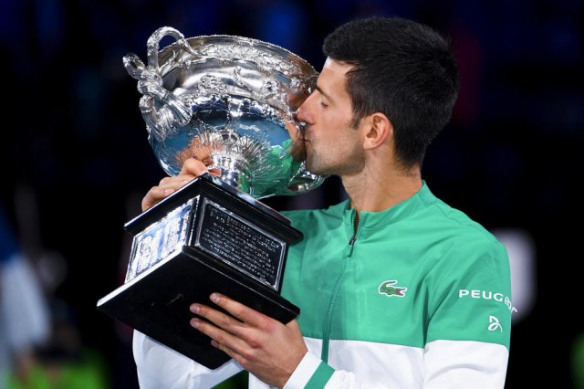 Rekord Po Rekord: Đoković Nadmašuje Federera Rekord Po Rekord: Đoković Nadmašuje Federera