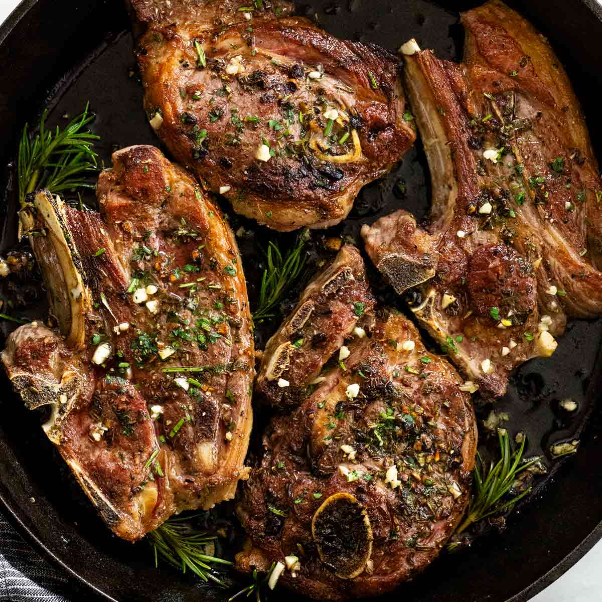 Rosemary & Thyme Recipes: Simple Dishes With Big Flavor Rosemary & Thyme Recipes: Simple Dishes With Big Flavor
