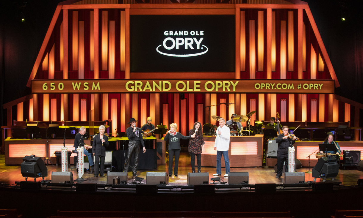 Royal Albert Hall Hosts Grand Ole Opry's Inaugural International Broadcast Royal Albert Hall Hosts Grand Ole Opry's Inaugural International Broadcast