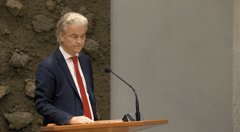 Royal Honors Dispute: PVV Minister Opposes Asylum Volunteer Recognition Royal Honors Dispute: PVV Minister Opposes Asylum Volunteer Recognition