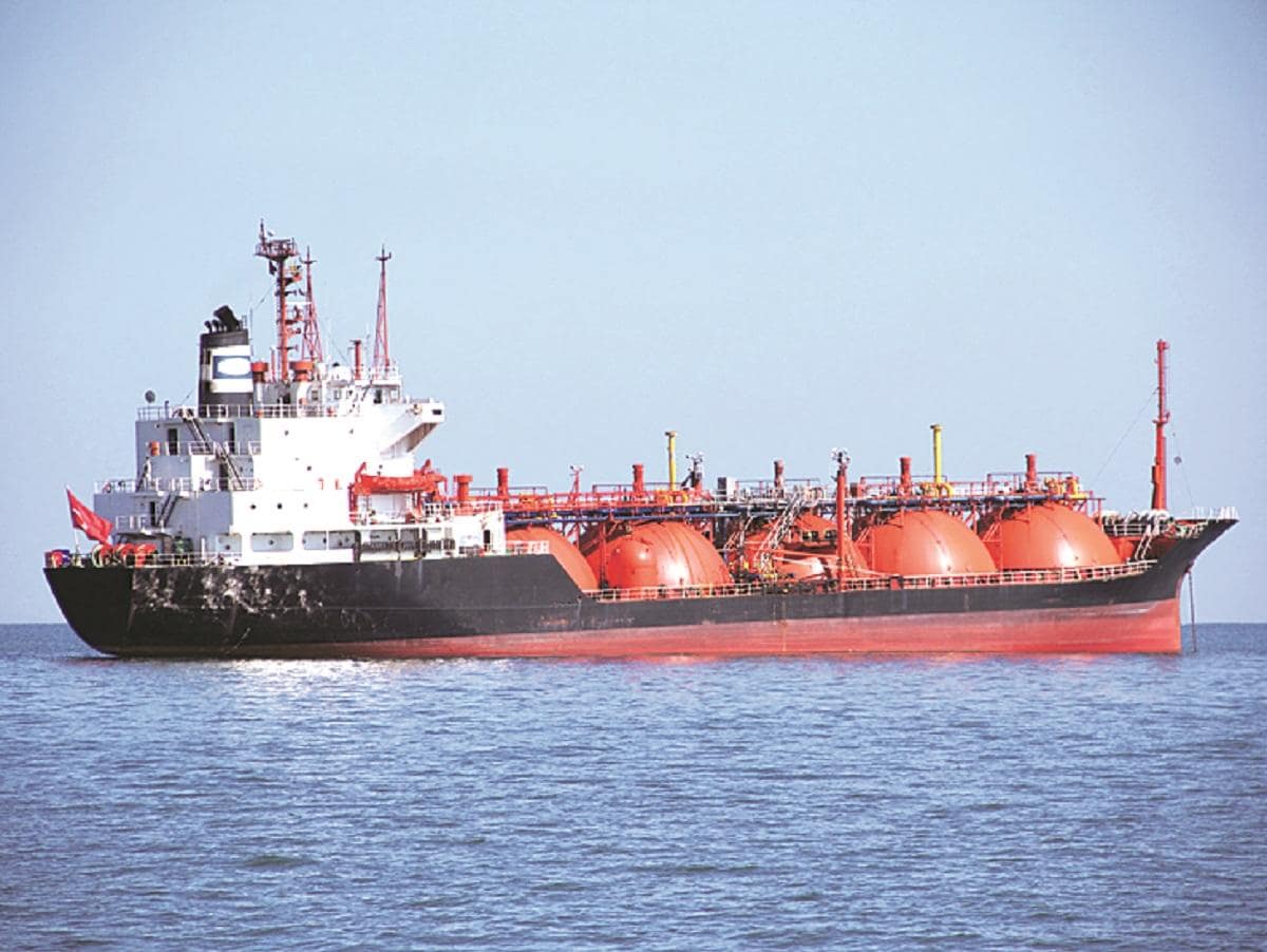Russia's Arctic Shadow Fleet: Reappears, Raising Concerns Russia's Arctic Shadow Fleet: Reappears, Raising Concerns
