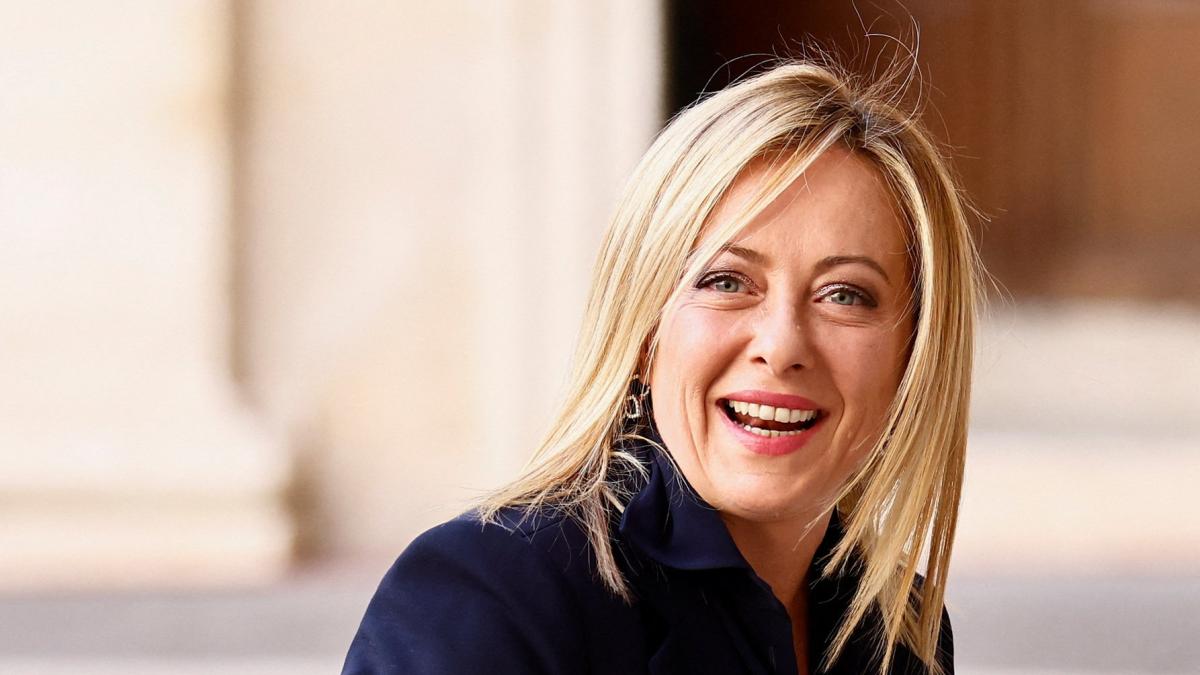 Sanremo 2024: L'Opinione Di Giorgia Meloni Sulla Conduzione E Le Performance Sanremo 2024: L'Opinione Di Giorgia Meloni Sulla Conduzione E Le Performance