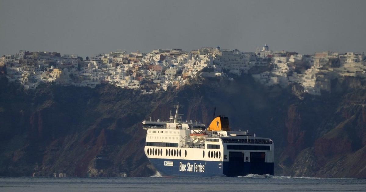 Santorini Earthquake Activity: Scientists Report Decreasing Tremors, Future Outlook Uncertain Santorini Earthquake Activity: Scientists Report Decreasing Tremors, Future Outlook Uncertain