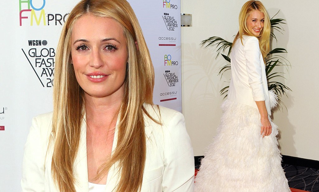 Secure Cat Deeley's M&S Midi Dress Before It's Gone Secure Cat Deeley's M&S Midi Dress Before It's Gone