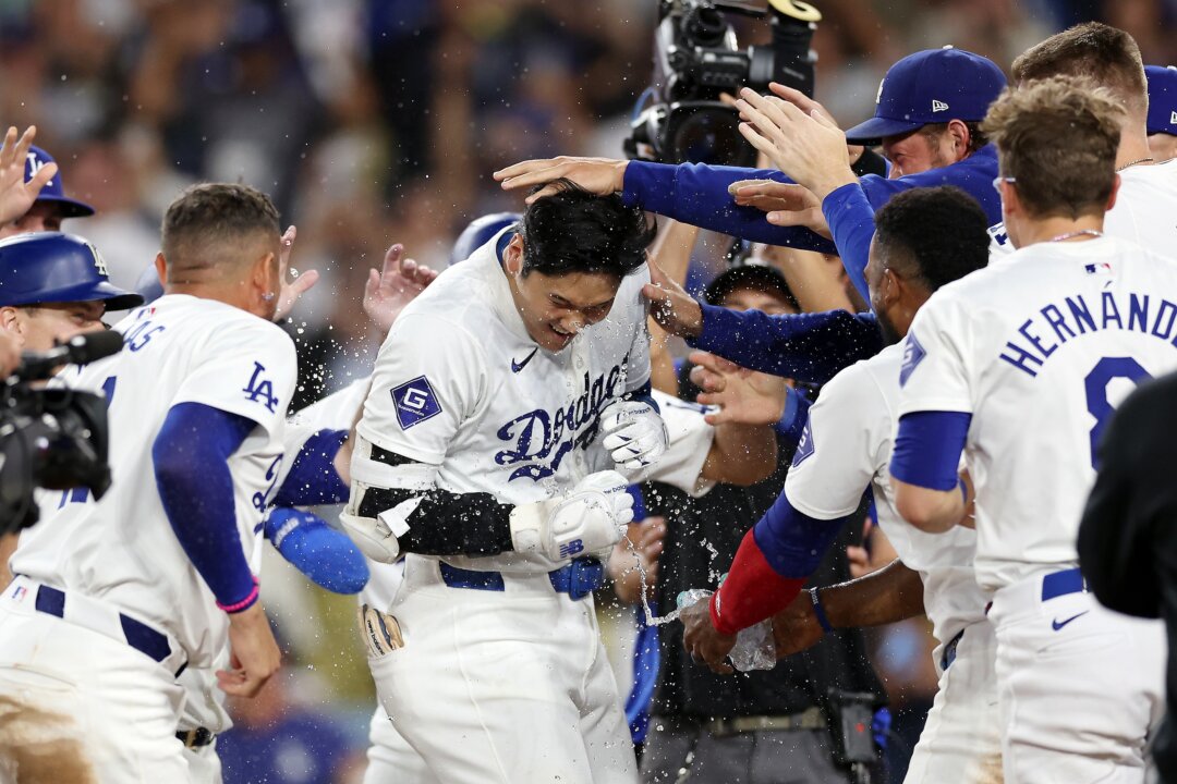Shohei Ohtani's Walk-Off Homer: Dodgers' 8-0 Shutout
