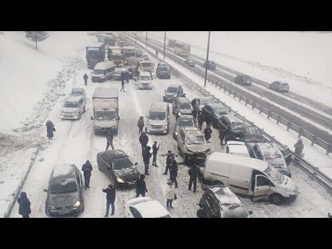 Снегопад В Перми: Аэропорт Закрыт До 4:00 Снегопад В Перми: Аэропорт Закрыт До 4:00