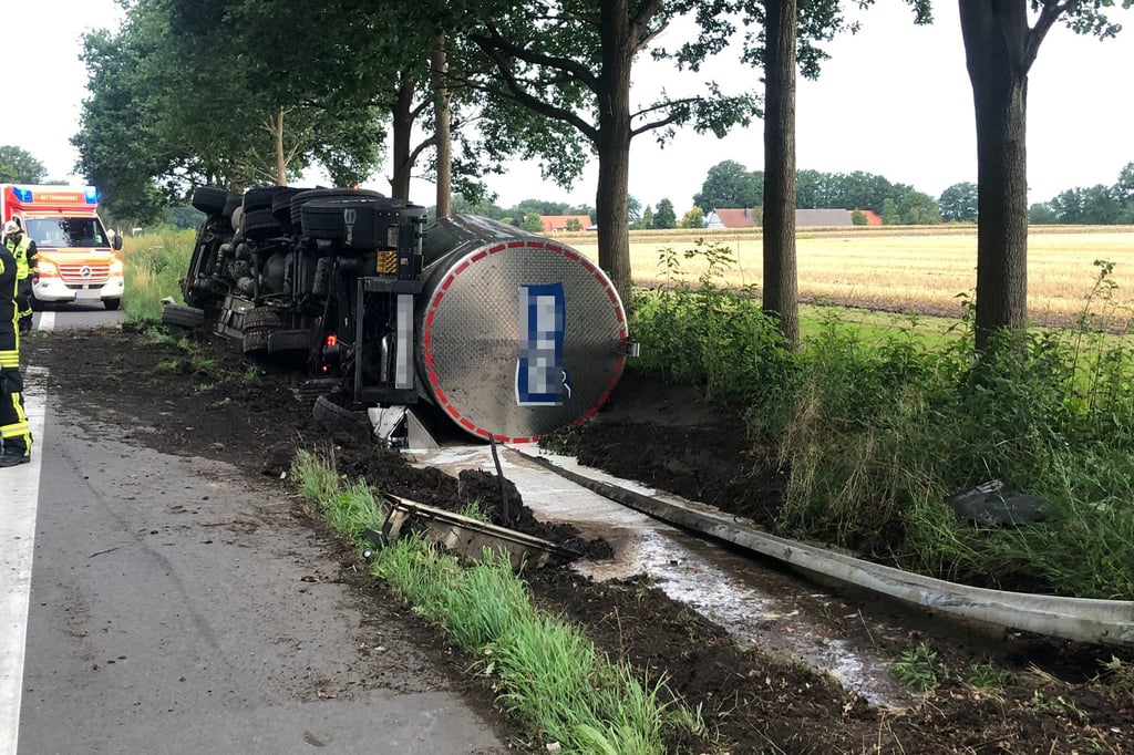 Stemwede: Unfall Mit Baum - Details Zum Zusammenstoß Bei Bad Essen Stemwede: Unfall Mit Baum - Details Zum Zusammenstoß Bei Bad Essen