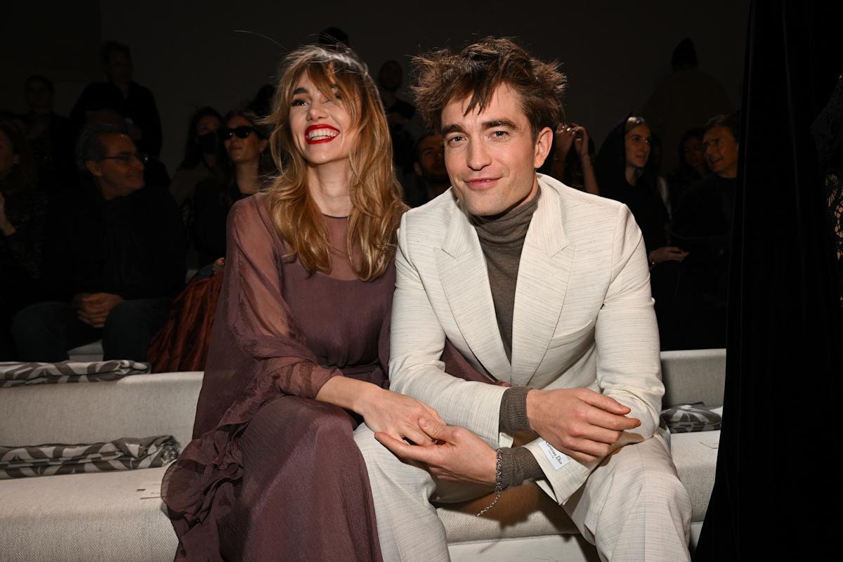 Suki Waterhouse - On This Love: A Complete Guide To The Lyrics Suki Waterhouse - On This Love: A Complete Guide To The Lyrics
