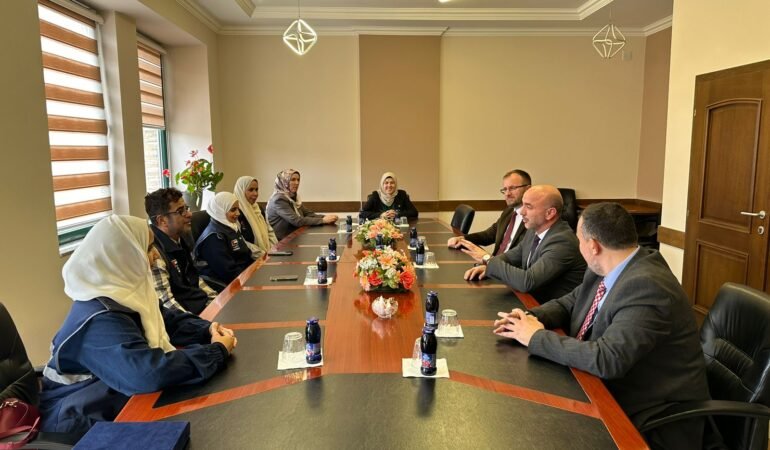 Suksesi I Ndërmjetësimit Të Emirateve Të Bashkuara Arabe Në Shkëmbimin E Të Burgosurve Suksesi I Ndërmjetësimit Të Emirateve Të Bashkuara Arabe Në Shkëmbimin E Të Burgosurve