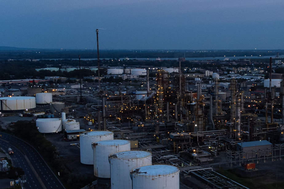 Suncor Production: Record High Output, Sales Slowdown Explained Suncor Production: Record High Output, Sales Slowdown Explained