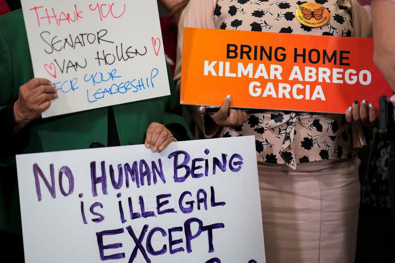 Supreme Court Blocks Deportations Under Wartime Law: Key Details Supreme Court Blocks Deportations Under Wartime Law: Key Details