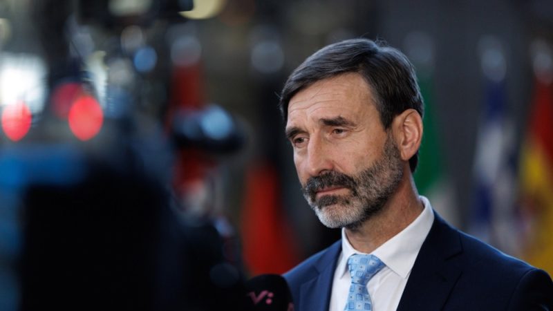 Συζητήσεις Κόμπου-Σιγιάρτο: Διμερείς Σχέσεις, Κυπριακό Και ΕΕ Συζητήσεις Κόμπου-Σιγιάρτο: Διμερείς Σχέσεις, Κυπριακό Και ΕΕ