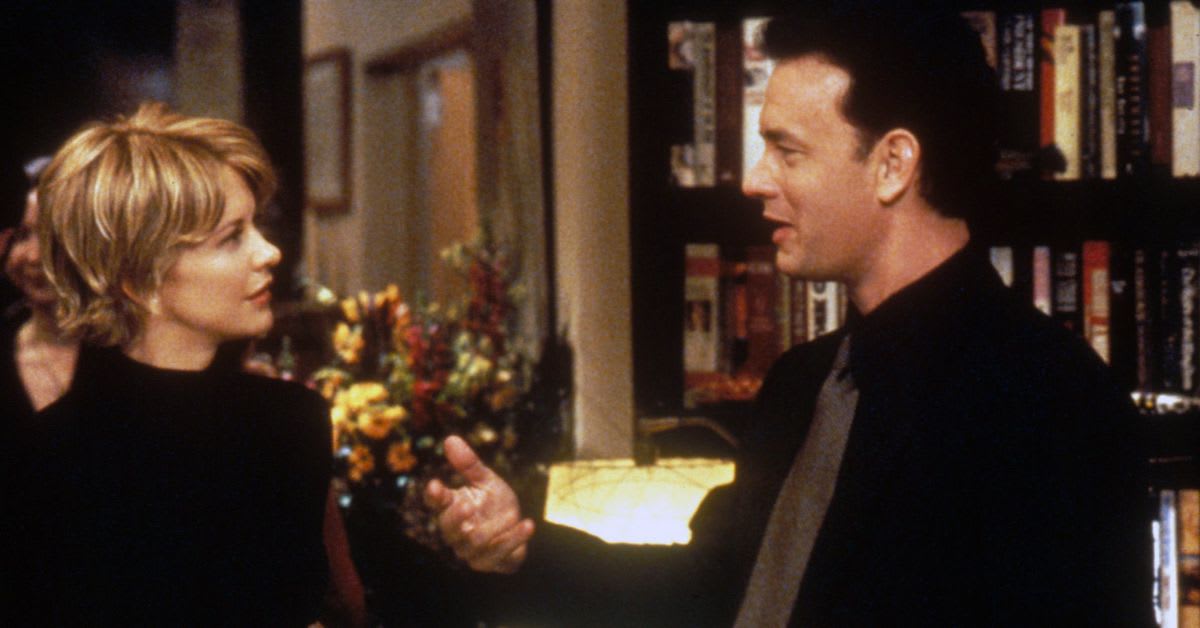 The $1 Tom Hanks Is Still Waiting For From Tom Cruise The $1 Tom Hanks Is Still Waiting For From Tom Cruise