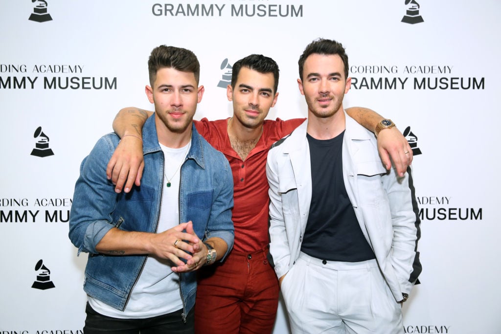 The Jonas Brothers: Joe Jonas's Reaction To A Marital Dispute The Jonas Brothers: Joe Jonas's Reaction To A Marital Dispute