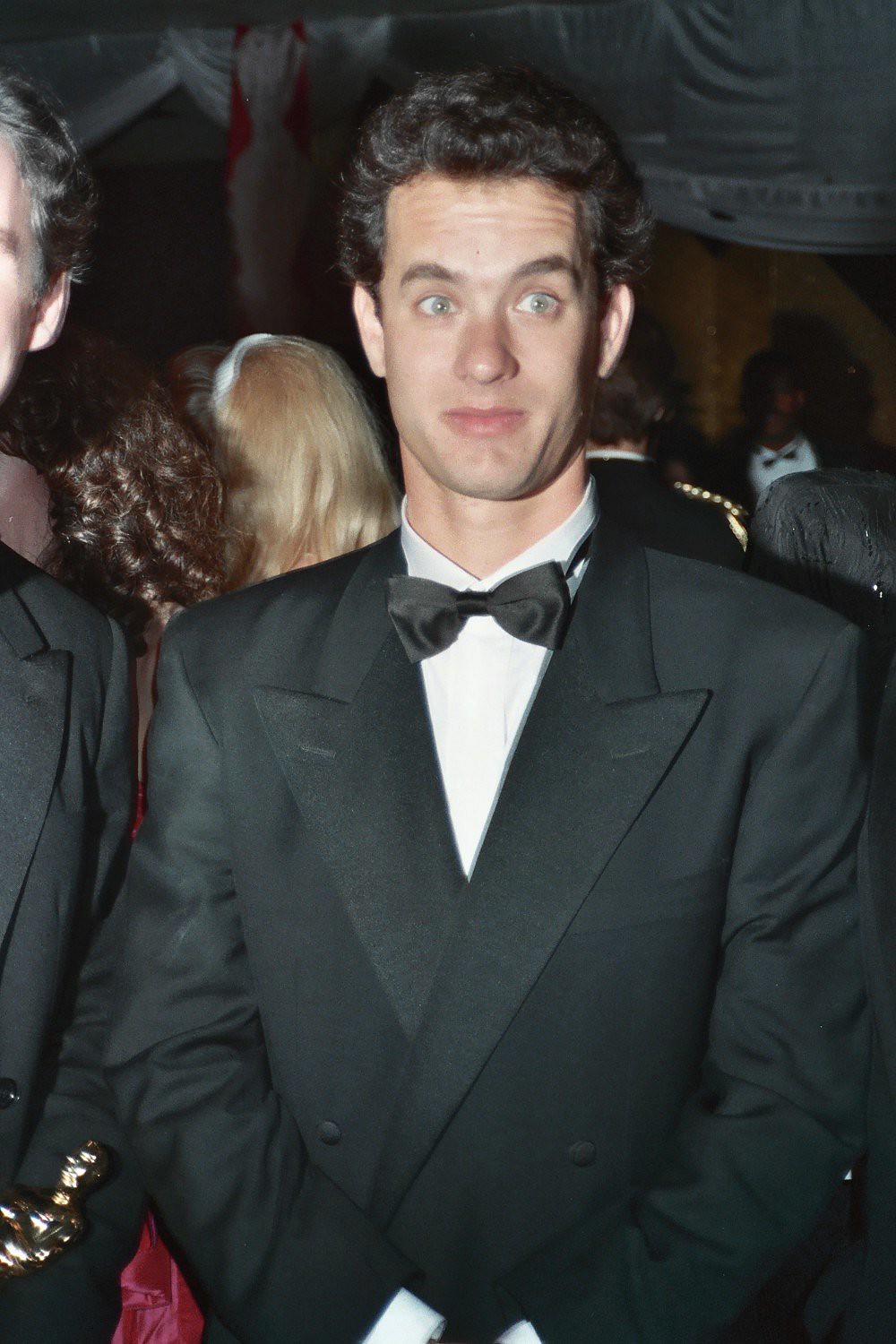 The Unpaid $1: Tom Cruise's Hilarious Debt To Tom Hanks The Unpaid $1: Tom Cruise's Hilarious Debt To Tom Hanks
