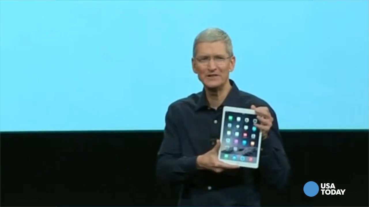 Tim Cook's Tariff Warning Sends Apple Stock Lower Tim Cook's Tariff Warning Sends Apple Stock Lower