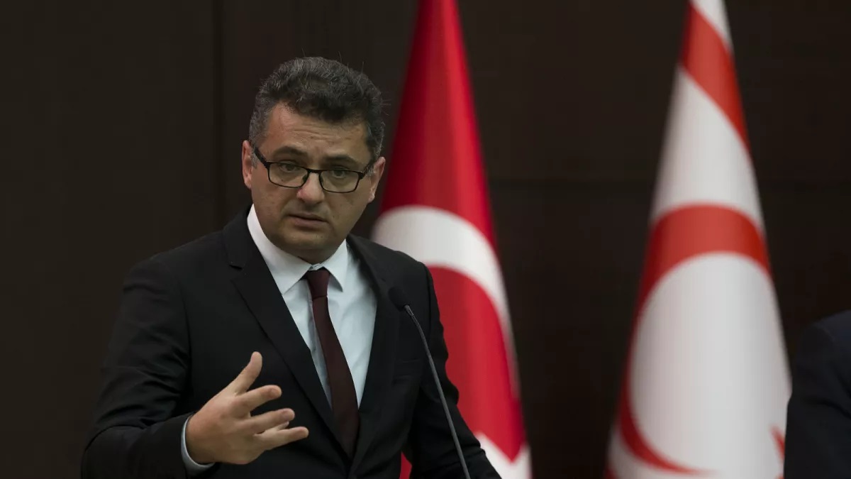 Το Κυπριακό: Κατευνασμός Ή Σκληρή Δράση; Μια Κριτική Το Κυπριακό: Κατευνασμός Ή Σκληρή Δράση; Μια Κριτική