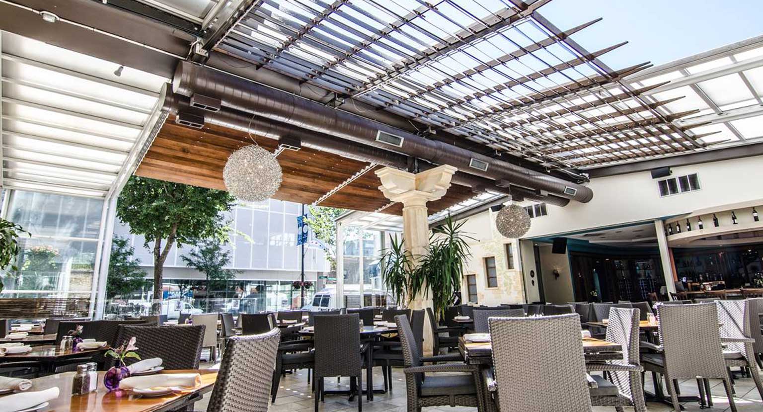 Top Outdoor Restaurants In Manhattan: Where To Dine Alfresco Top Outdoor Restaurants In Manhattan: Where To Dine Alfresco