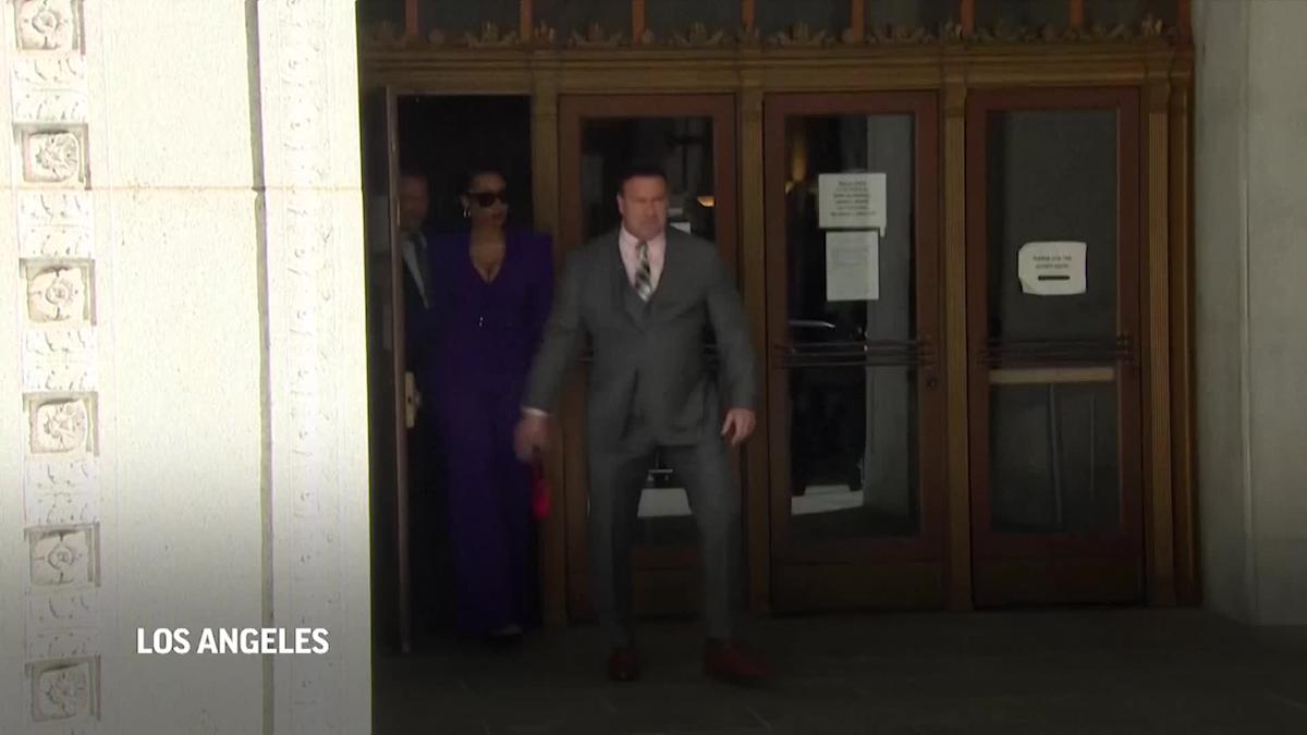 Tory Lanez's Lawyer Roasted During Megan Thee Stallion Trial Tory Lanez's Lawyer Roasted During Megan Thee Stallion Trial
