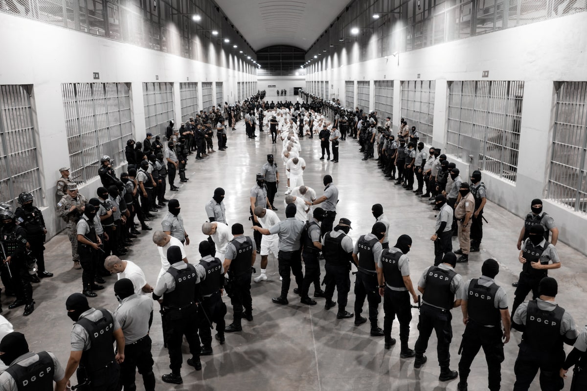 Trump Deportation Halt: Supreme Court's Decision And Wartime Law Implications Trump Deportation Halt: Supreme Court's Decision And Wartime Law Implications