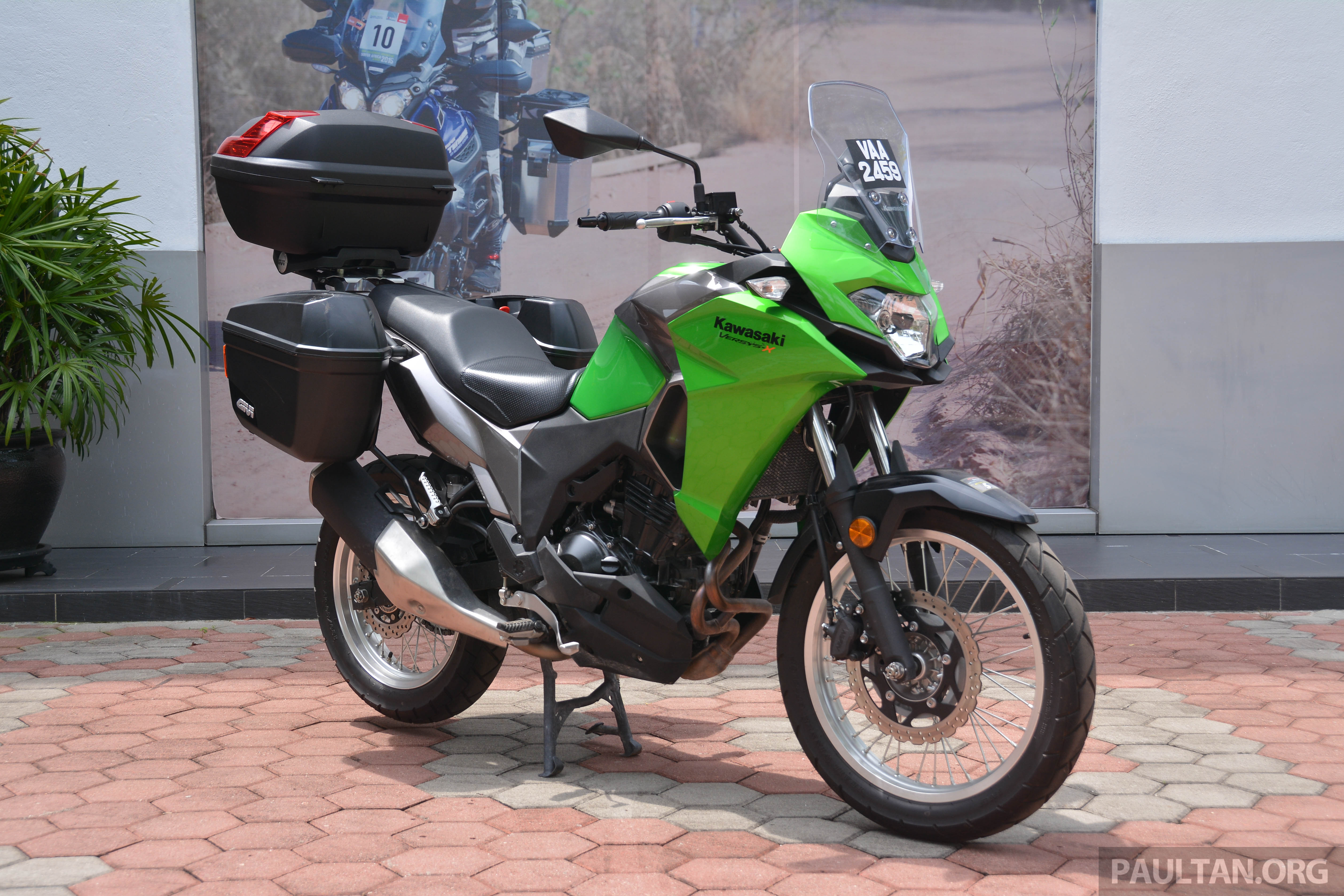 Uji Tuntas: Kawasaki Versys-X 250 2025 Dengan Warna Baru Uji Tuntas: Kawasaki Versys-X 250 2025 Dengan Warna Baru