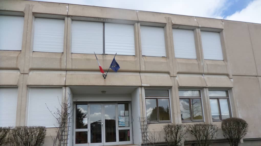 Un Siècle De Diversification À Moncoutant-sur-Sèvre Et Clisson Un Siècle De Diversification À Moncoutant-sur-Sèvre Et Clisson